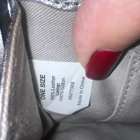 Women’s J. Crew Metallic Grey 100% Leather Pebble Clutch Wallet - Picture 6 of 8